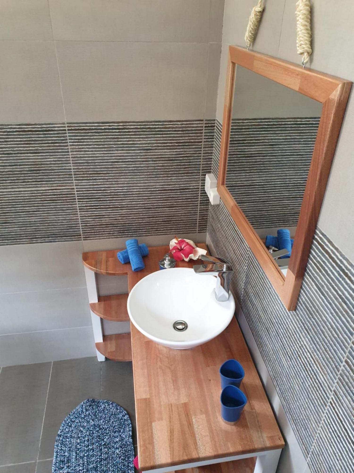 Casa Frangipani Mauritius Apartment Trou d'Eau Douce Exterior photo